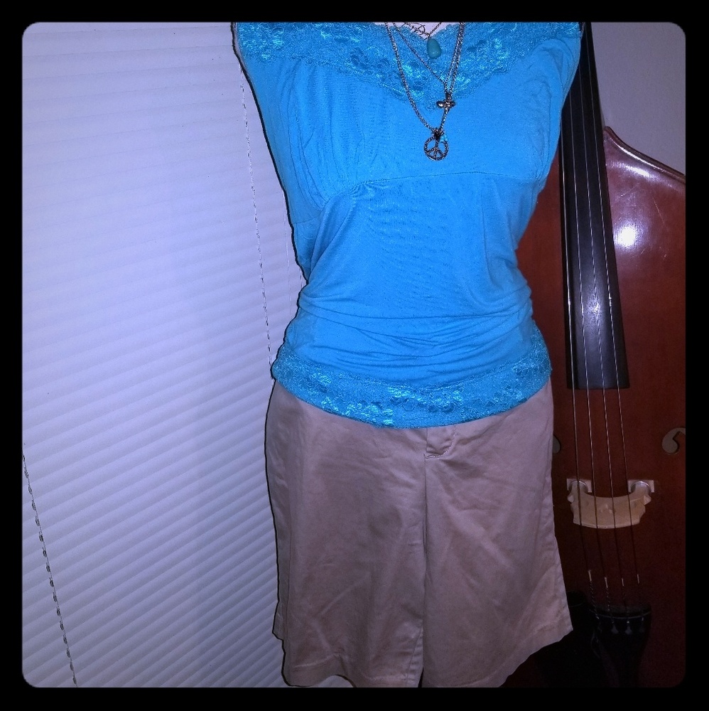 Old navy khaki shorts